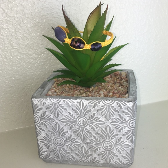 Handmade Chinese Knotting Bracelet W/ Glass Beads - Picture 2 of 8